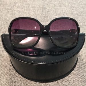 Marc by Marc Jacobs brown sunglasses w case